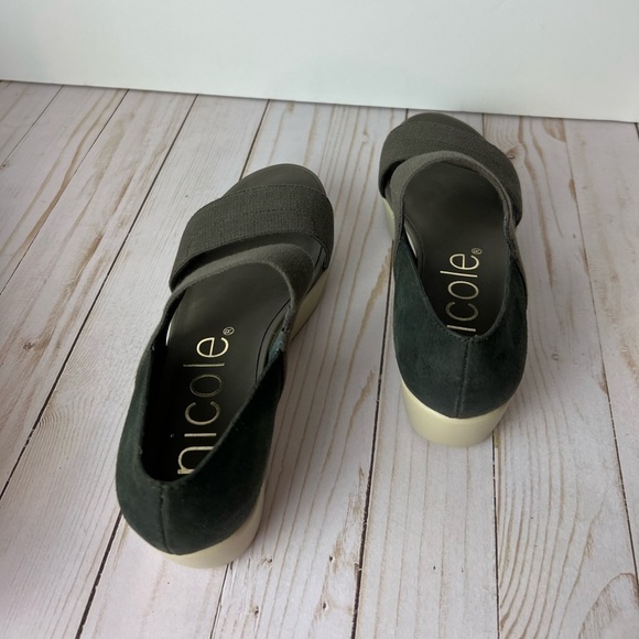 Super cute platform wedge sandals/shoes, Nicole Imogen in Mint - Picture 8 of 13